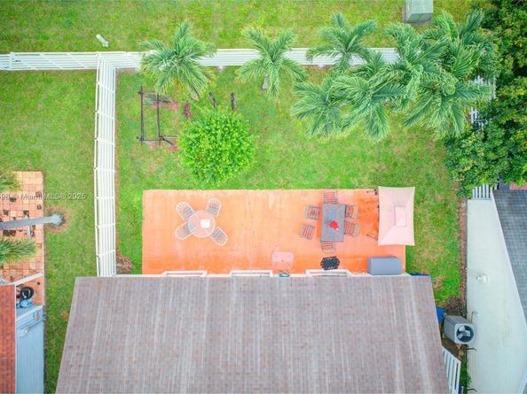 14807 SW 140th Ct, Miami FL 33186
