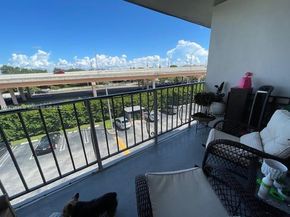 8107 SW 72nd Ave 423E, Miami FL 33143