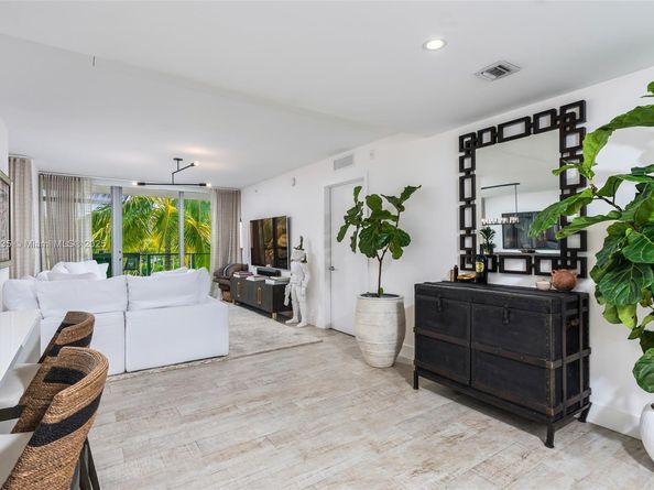 1201 20th St 304, Miami Beach FL 33139