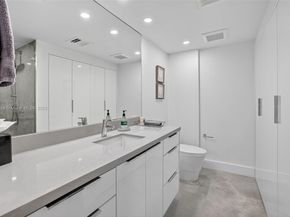 3610 Yacht Club Dr 508, Aventura FL 33180