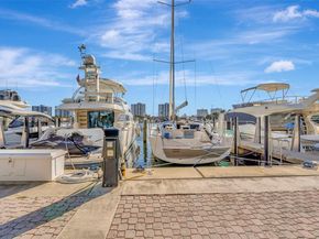 3610 Yacht Club Dr 508, Aventura FL 33180