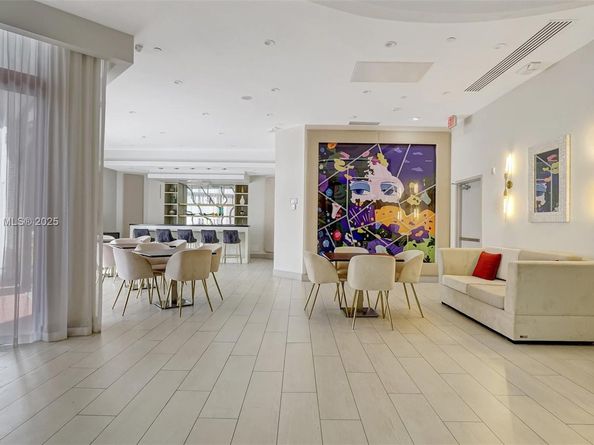 3610 Yacht Club Dr 508, Aventura FL 33180