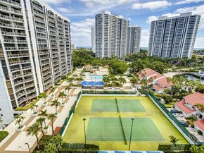 3610 Yacht Club Dr 508, Aventura FL 33180