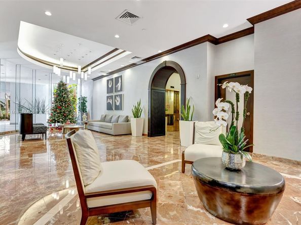 3610 Yacht Club Dr 508, Aventura FL 33180