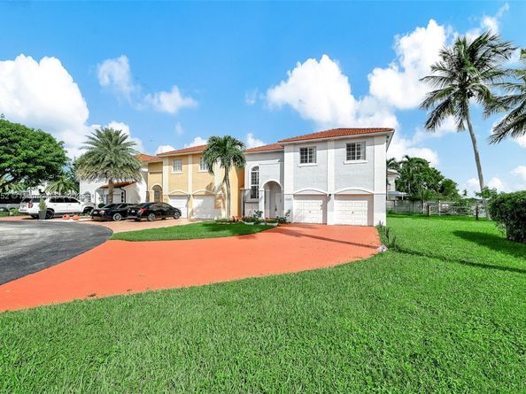 13649 SW 142nd Ter, Miami FL 33186