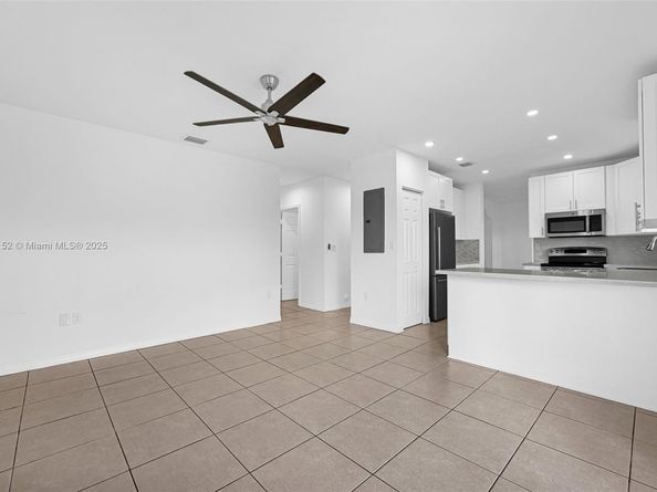 13649 SW 142nd Ter, Miami FL 33186