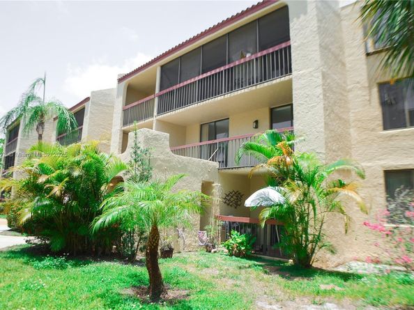 733 SE 1st Way 206, Deerfield Beach FL 33441