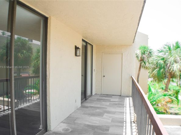 733 SE 1st Way 206, Deerfield Beach FL 33441
