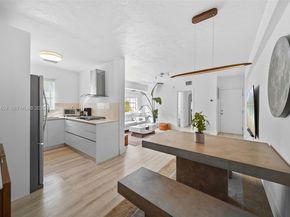 832 15th St 4, Miami Beach FL 33139