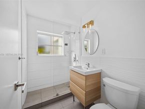 832 15th St 4, Miami Beach FL 33139