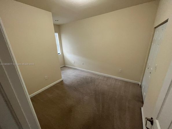 3215 SE 5th St 3215, Homestead FL 33033