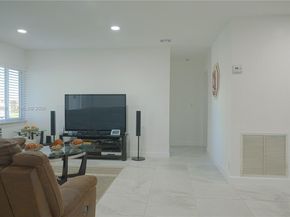4391 NW 12th Ter, Deerfield Beach FL 33064