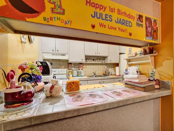 2770 NW 193rd Ter, Miami Gardens FL 33056