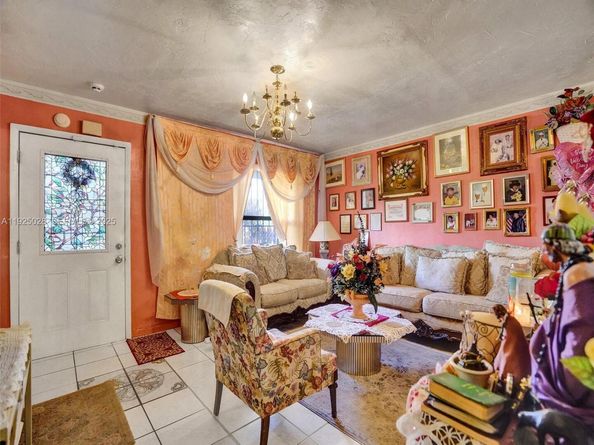 2770 NW 193rd Ter, Miami Gardens FL 33056