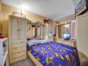 2770 NW 193rd Ter, Miami Gardens FL 33056