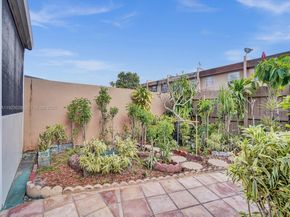 2770 NW 193rd Ter, Miami Gardens FL 33056