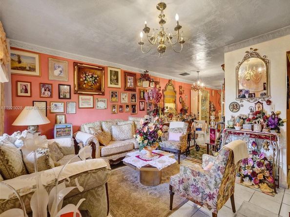 2770 NW 193rd Ter, Miami Gardens FL 33056