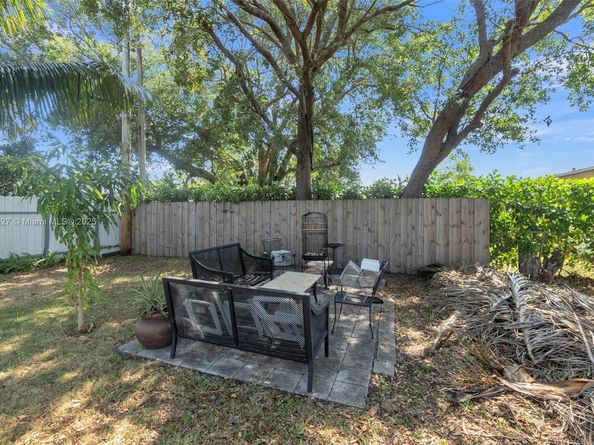 3610 NW 171st St, Miami Gardens FL 33056