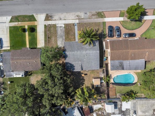 3610 NW 171st St, Miami Gardens FL 33056