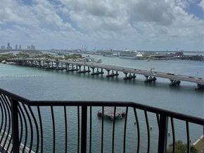 555 NE 15th St 21I, Miami FL 33132
