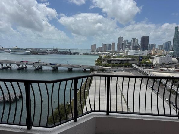 555 NE 15th St 21I, Miami FL 33132