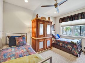 1385 Harbor Vw E, Hollywood FL 33019