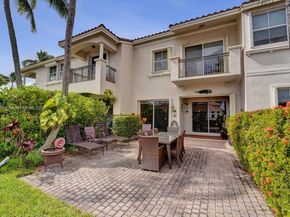 1385 Harbor Vw E, Hollywood FL 33019