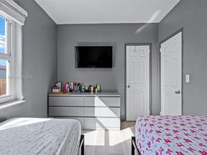 1780 NW 49th St, Miami FL 33142