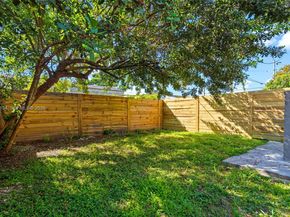 1780 NW 49th St, Miami FL 33142