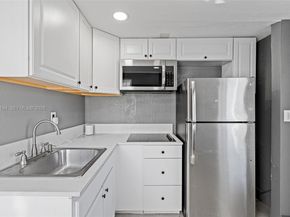 1780 NW 49th St, Miami FL 33142