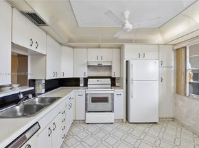 2502 Antigua Ter F4, Coconut Creek FL 33066
