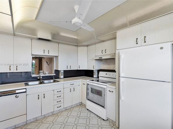 2502 Antigua Ter F4, Coconut Creek FL 33066