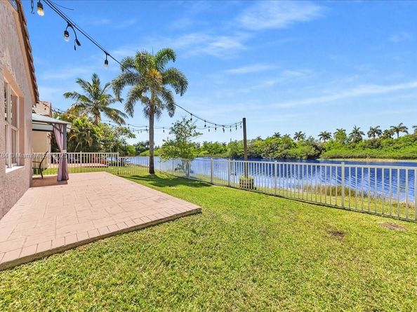 18018 SW 30th Ct, Miramar FL 33029