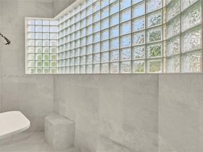 3250 W Stonebrook Cir, Davie FL 33330