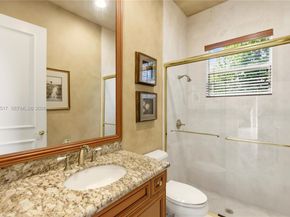 3250 W Stonebrook Cir, Davie FL 33330