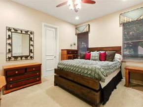 3250 W Stonebrook Cir, Davie FL 33330