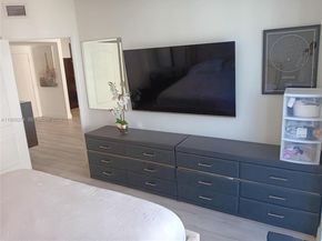 5085 NW 7th St 1412, Miami FL 33126