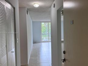 16950 W Dixie Hwy A232 Hwy 232, North Miami Beach FL 33160