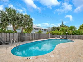 240 Galen Dr 308, Key Biscayne FL 33149