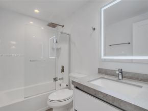 240 Galen Dr 308, Key Biscayne FL 33149