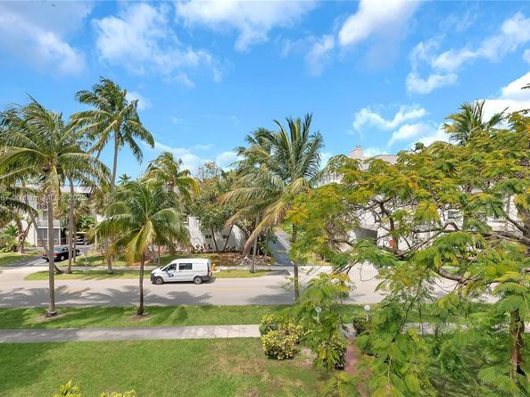 240 Galen Dr 308, Key Biscayne FL 33149