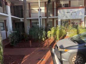 2388 Coral Springs Dr 2388, Coral Springs FL 33065