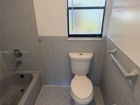 2388 Coral Springs Dr 2388, Coral Springs FL 33065