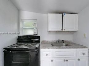 460 NW 82nd Ter, Miami FL 33150