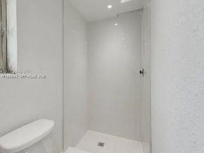 460 NW 82nd Ter, Miami FL 33150