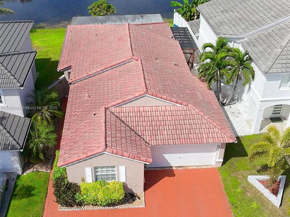 4810 SW 153rd Ter, Miramar FL 33027
