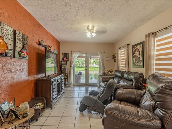 4810 SW 153rd Ter, Miramar FL 33027