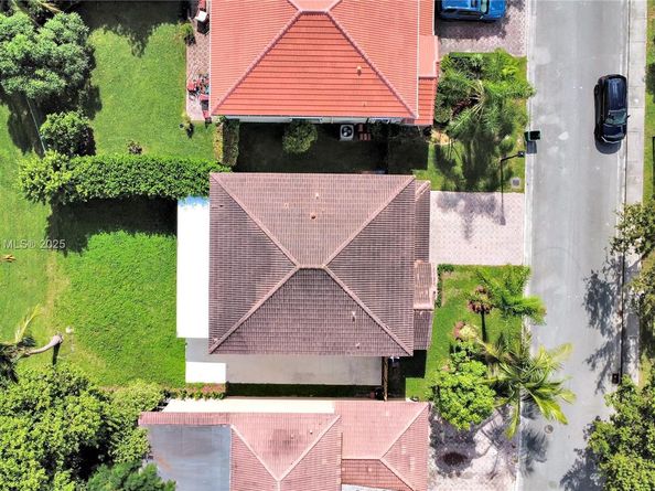 13505 SW 122nd Ave, Miami FL 33186