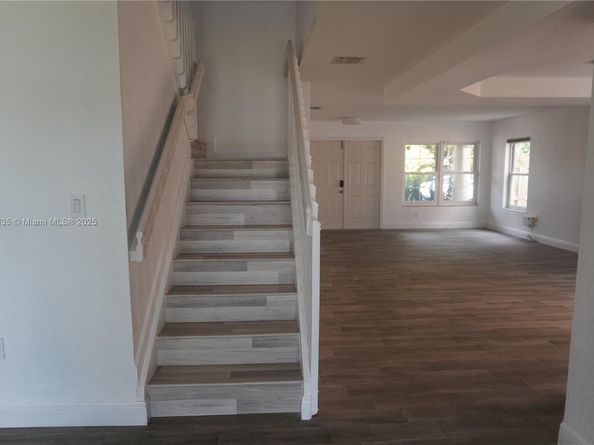 13505 SW 122nd Ave, Miami FL 33186