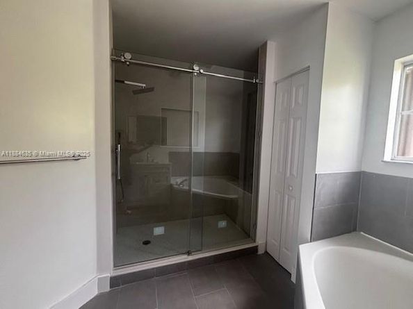 13505 SW 122nd Ave, Miami FL 33186